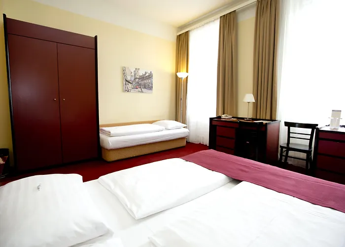 Fuerst Metternich Hotel