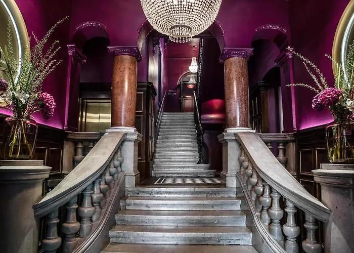 Fuerst Metternich Hotel 3*